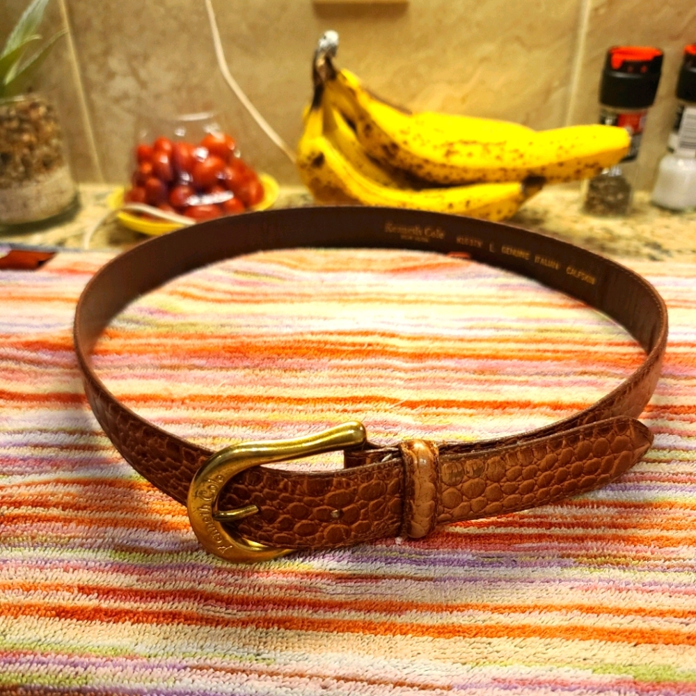 Vintage Kenneth Cole NY Croc Embossed Leather Belt, S/M